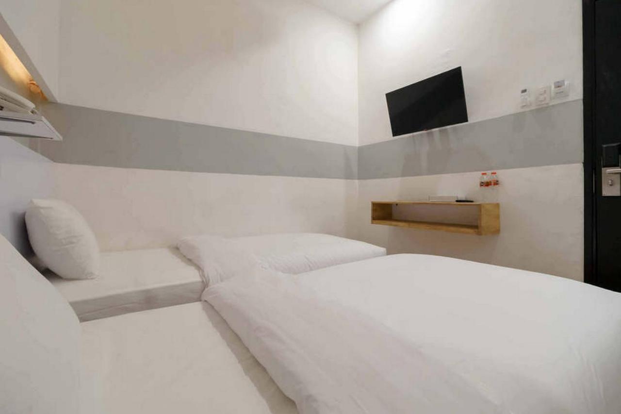 Jotel Guest House Mitra Reddoorz Pulauberayan Exterior photo